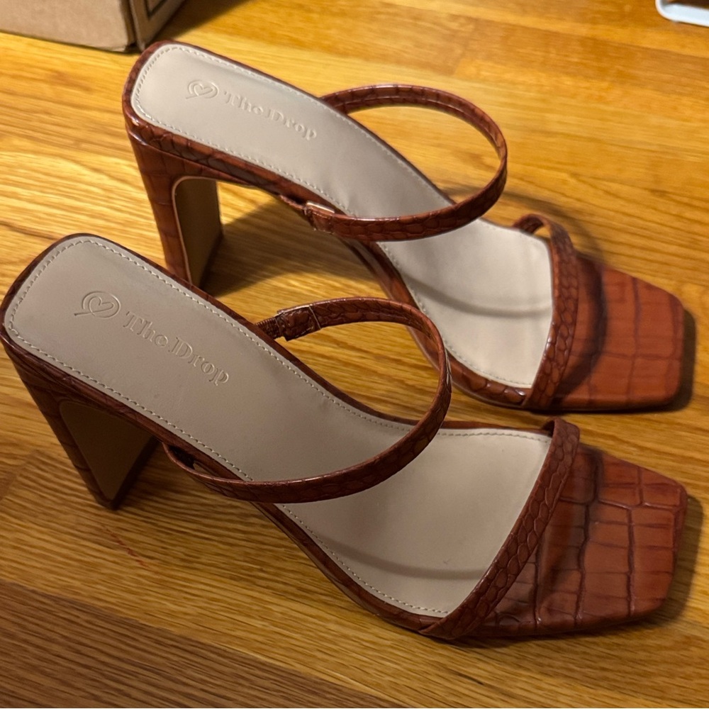 Brown Croc-Embossed Heels